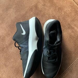 Nike Air Precision II NBK basketball shoe